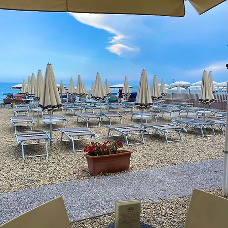 Casa Lella Lägenhet Recco